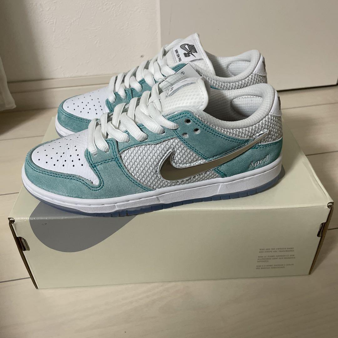 NIKE SBApril skateboards