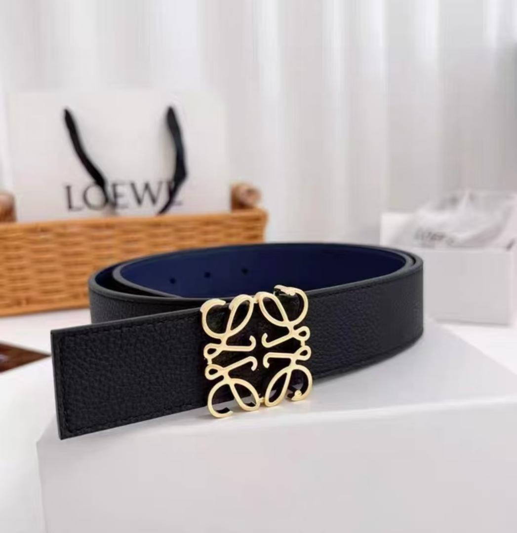 LOEWE ブラックレザーベルト ゴールドバックル - メルカリ