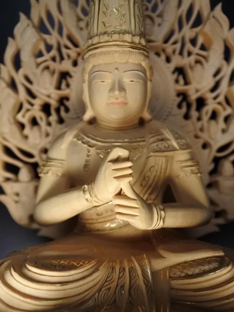 未使用保管品 本柘植飛天金泥付大日 3寸 仏像(211008A2-1) 2816