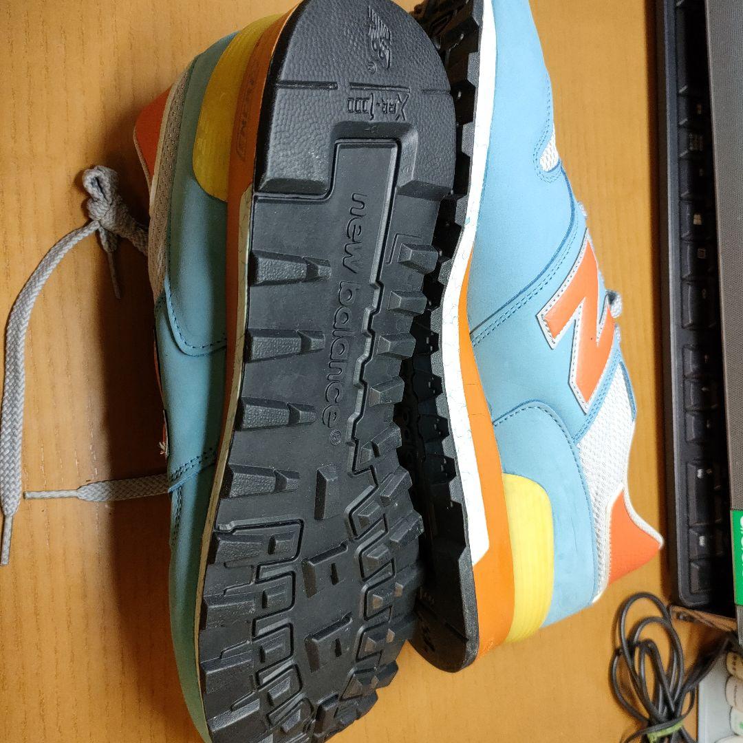 ニューバランスメンズスニーカー1300