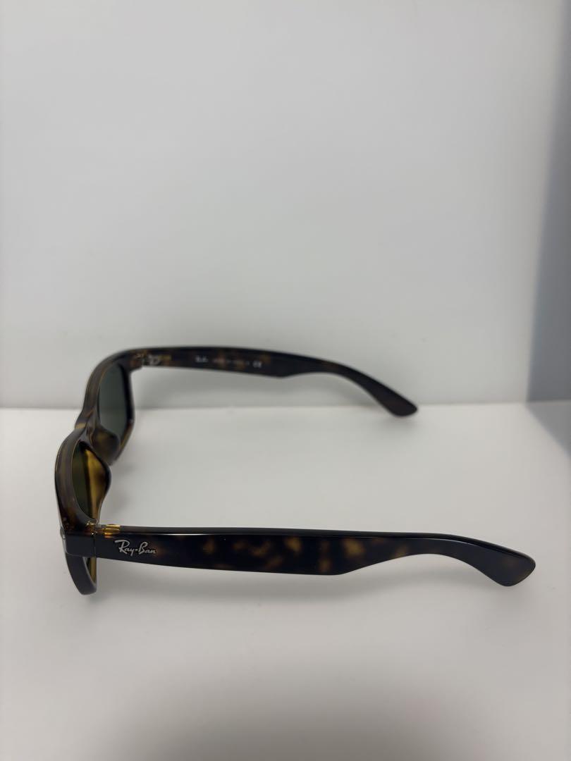 Ray-Ban ベージュサングラス ケース付き 値段交渉受け付けます Ray-Ban RB 2180 ベージュ サングラス レザーケース クロス付き