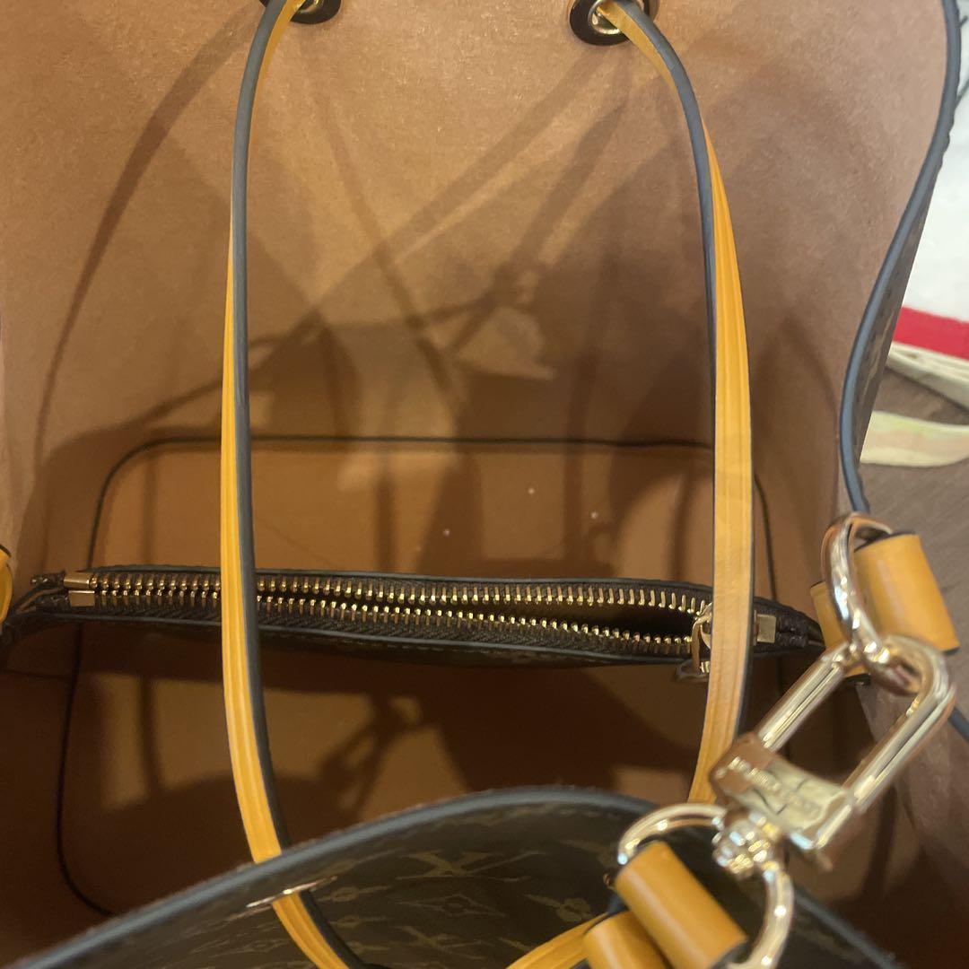 LYN ベルト メタリック ミニショルダーバッグ トップジッパー grove ショルダーバッグ バッグ フラップベルトミニショルダー