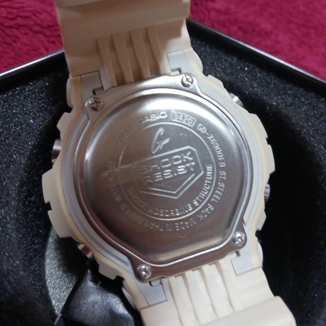 CASIO G-SHOCK GD-X6900FB 反転液晶