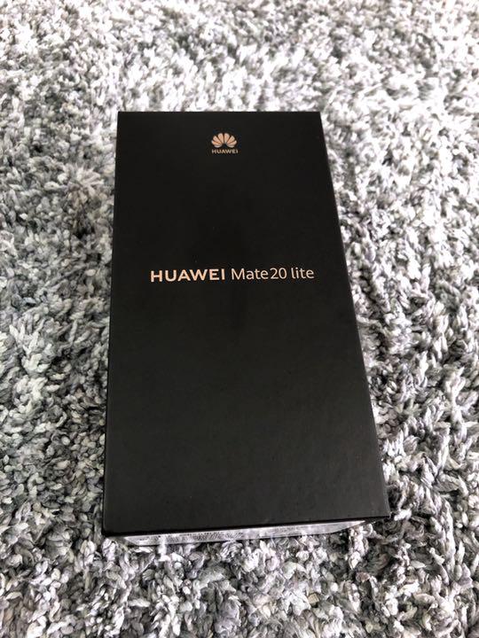 (値下げ)ファーウェイ Huawei Mate 20lite black 新品