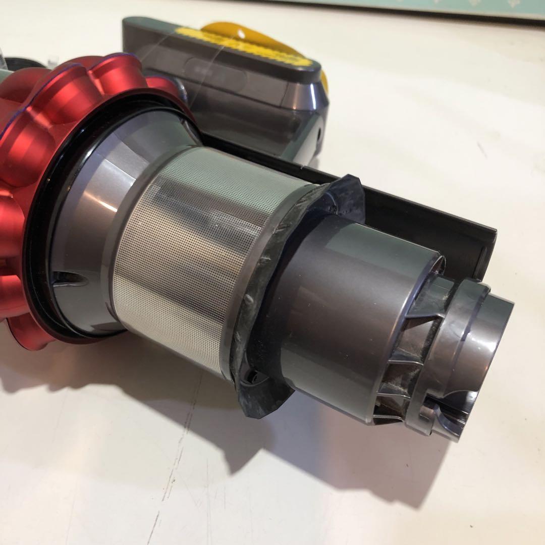 中古 ダイソン Cyclone V10 Fluffy アタッチメント他 付属