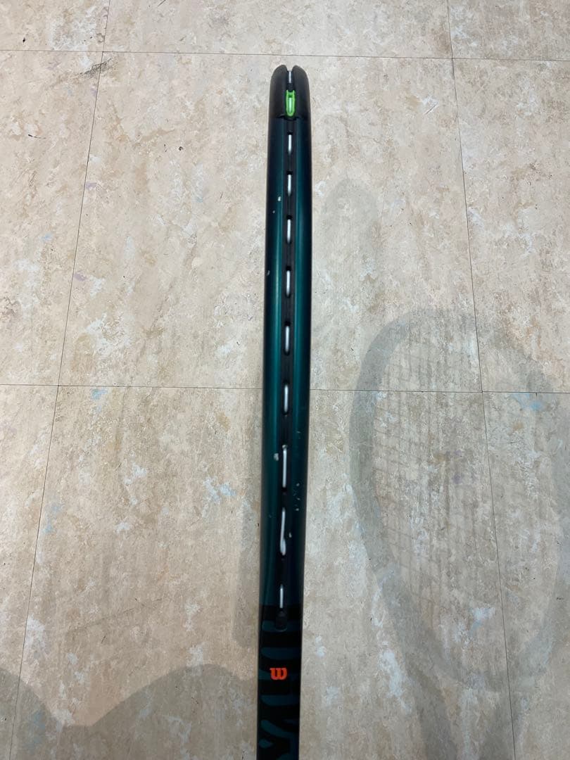 【美品】 ウィルソン ブレード100 G2 【美品】 ウィルソン ブレード100 G2