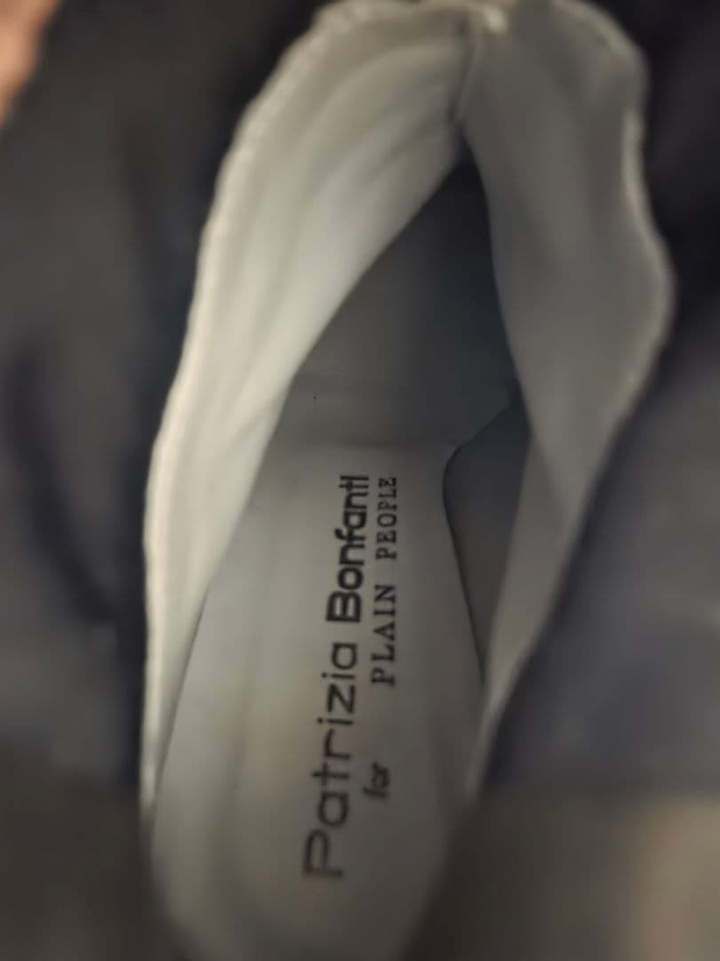 新品、未使用❗プレインピープルPatrizia Bonfanti ブーツ グレー 新品、未使用❗プレインピープルPatrizia Bonfanti ブーツ グレー