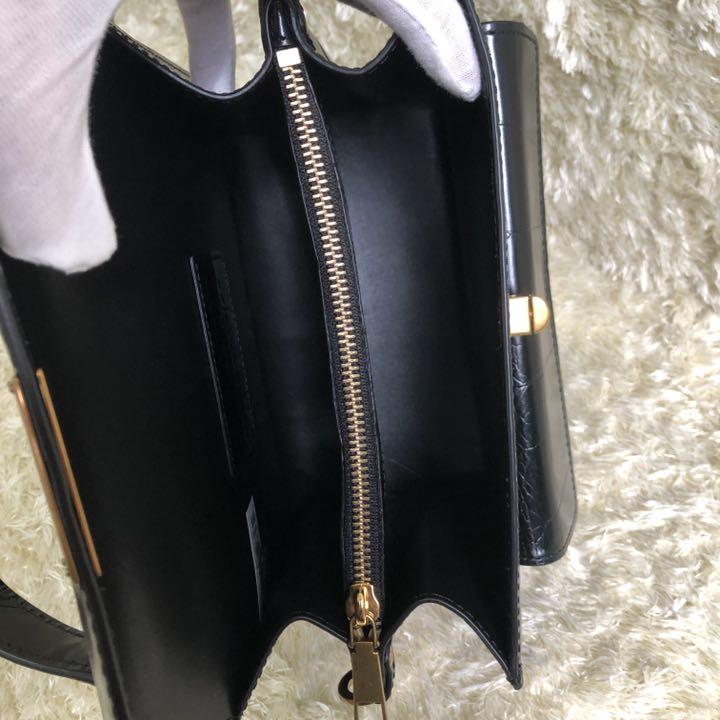 好評豊富な 美品 MARC JACOBS チェーンショルダー クロコ型押し 2WAY 5GOZT-m28034960078 即納最新品
