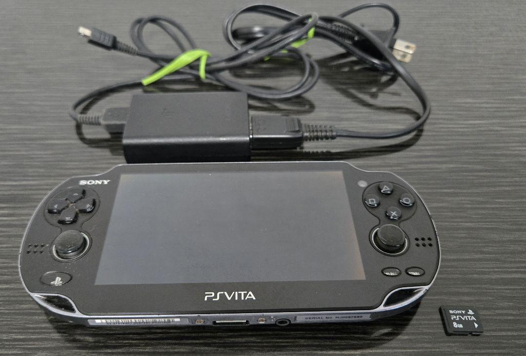 PS Vita 本体 純正メモリーカード(8GB) 充電器 - メルカリ