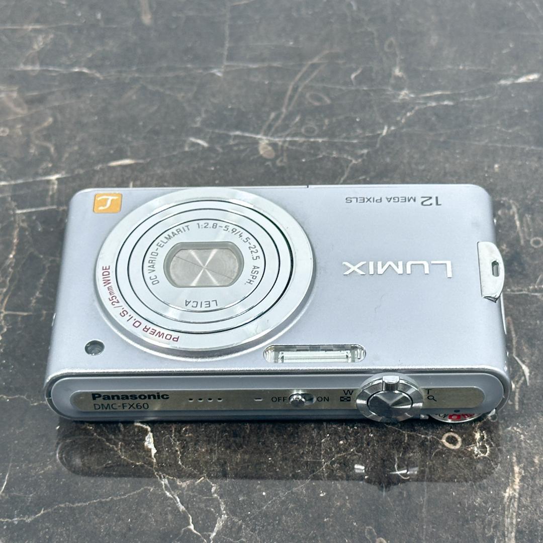 Panasonic LUMIX DMC-FX60 シルバー オールドコンデジ