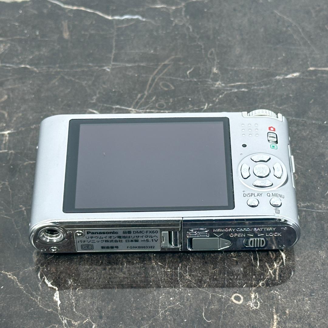 Panasonic LUMIX DMC-FX60 シルバー オールドコンデジ