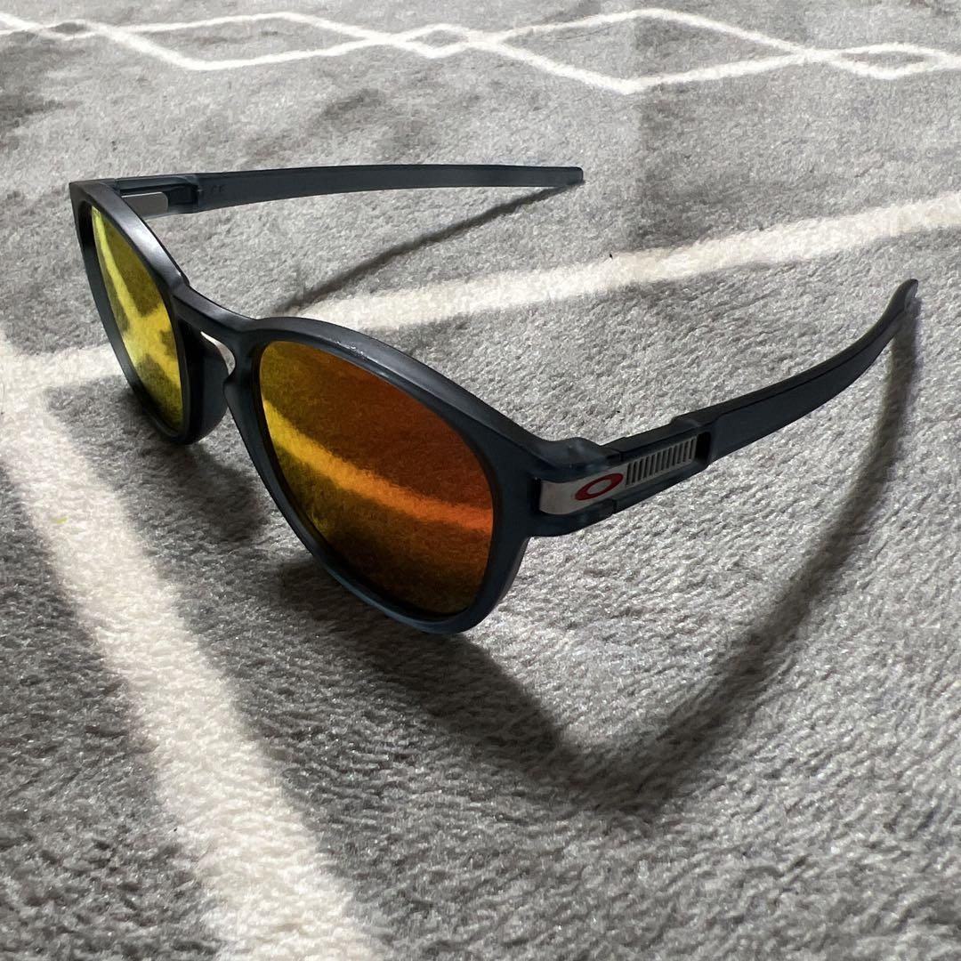 Oakley latch オークリー ラッチ