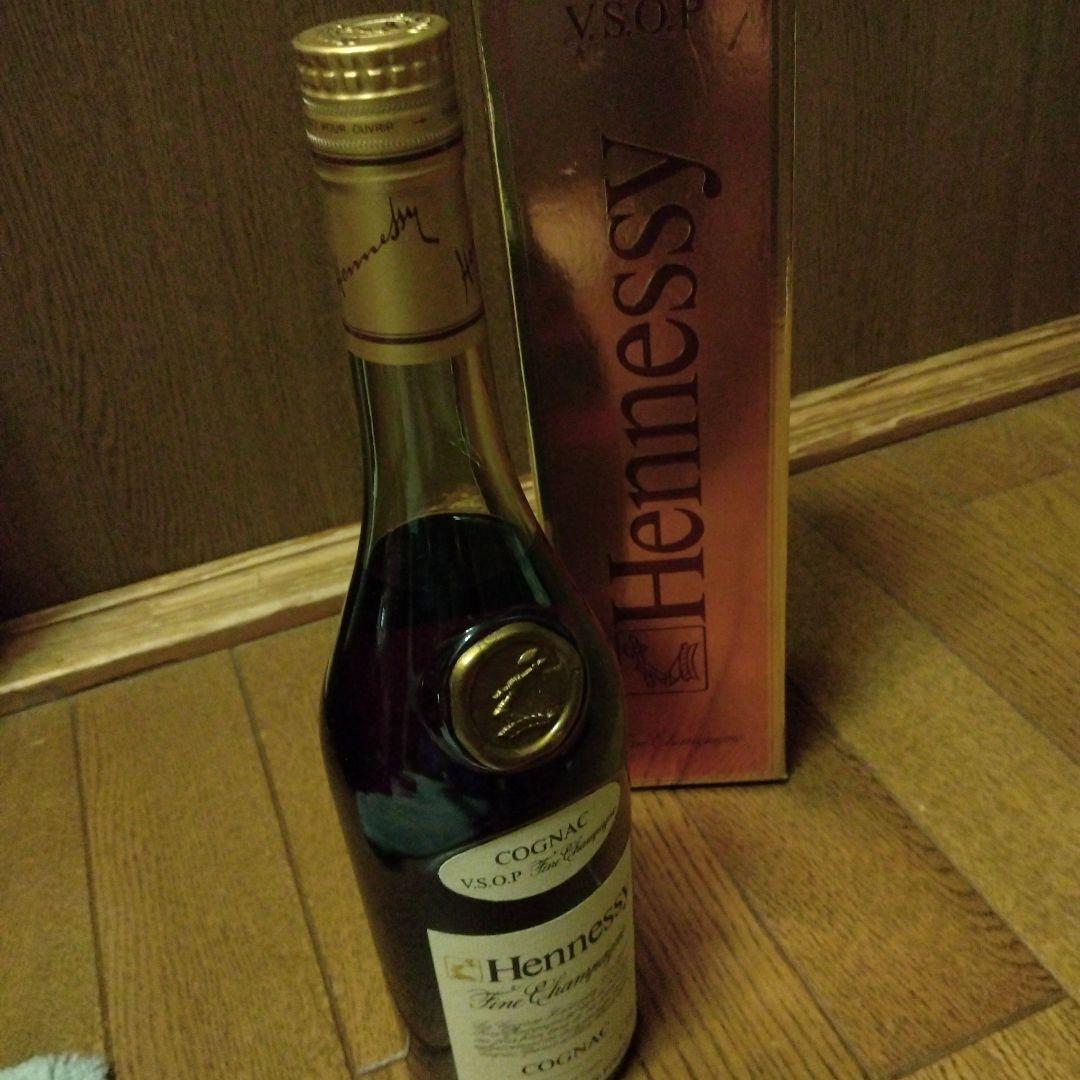 ヘネシーV.S.O.P、スリムボトル700ml  D1