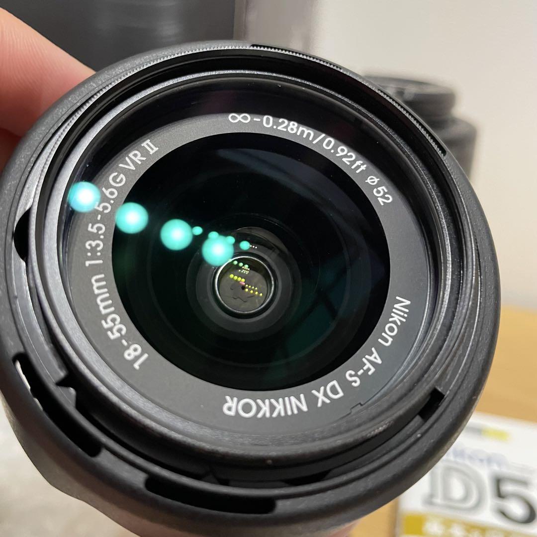 NIKON D5500 ショット数7,660枚 ダブルズームキット美品