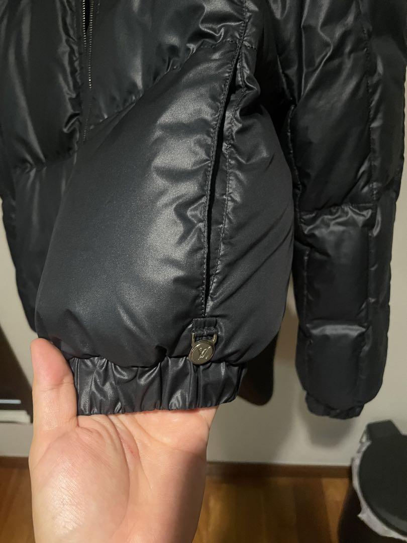 LOUIS VUITTON ダウンジャケット44