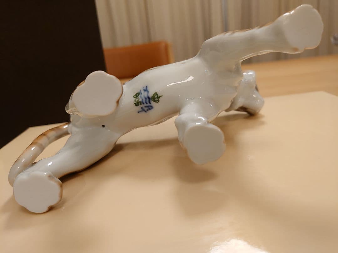 ロイヤルコペンハーゲン 2010年 フィギュリン 805 干支「トラ」 置物