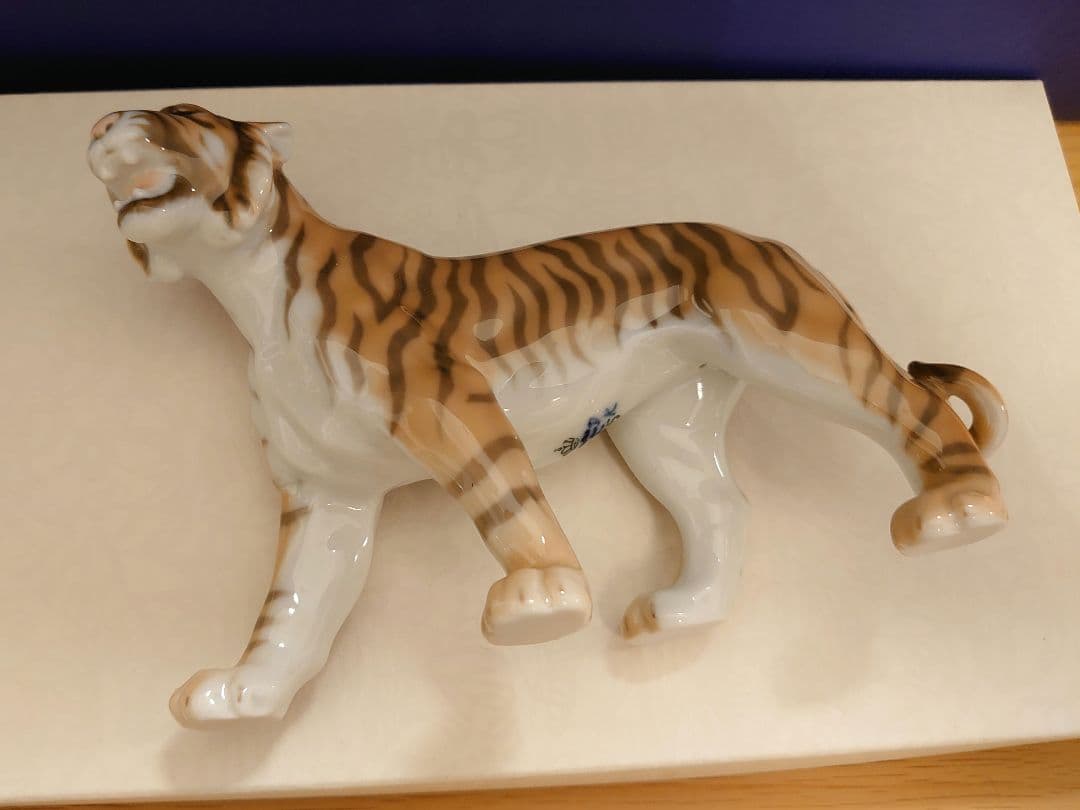 極美品】ロイヤルコペンハーゲン 2010年 フィギュリン 805 干支「トラ