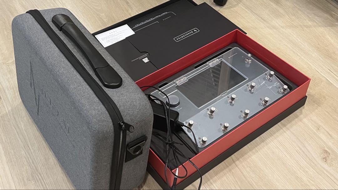 Neural dsp Quad Cortex 　ケース、アクリルカバー付き中古