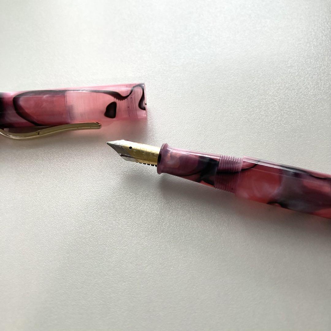 ずっと気になってた O*n様 お値下げ. ハンドメイド アクリル万年筆 ランガ Ranga 筆記具