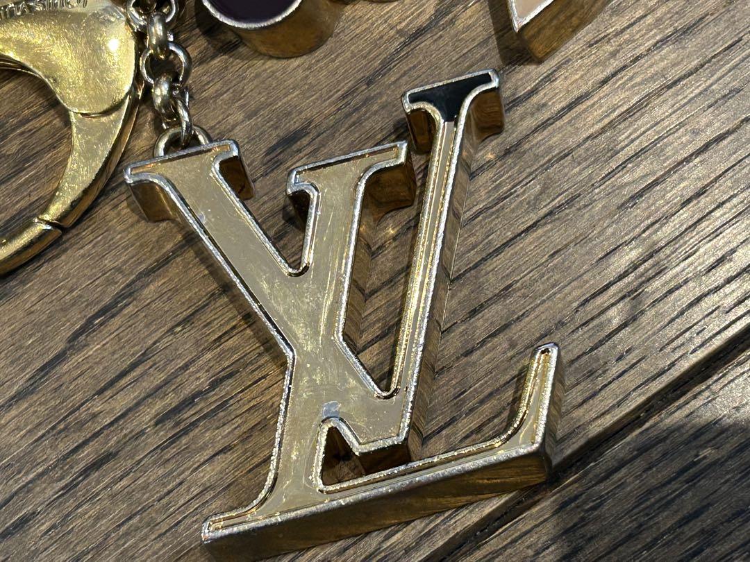 専用！！Louis Vuitton ロゴチャーム