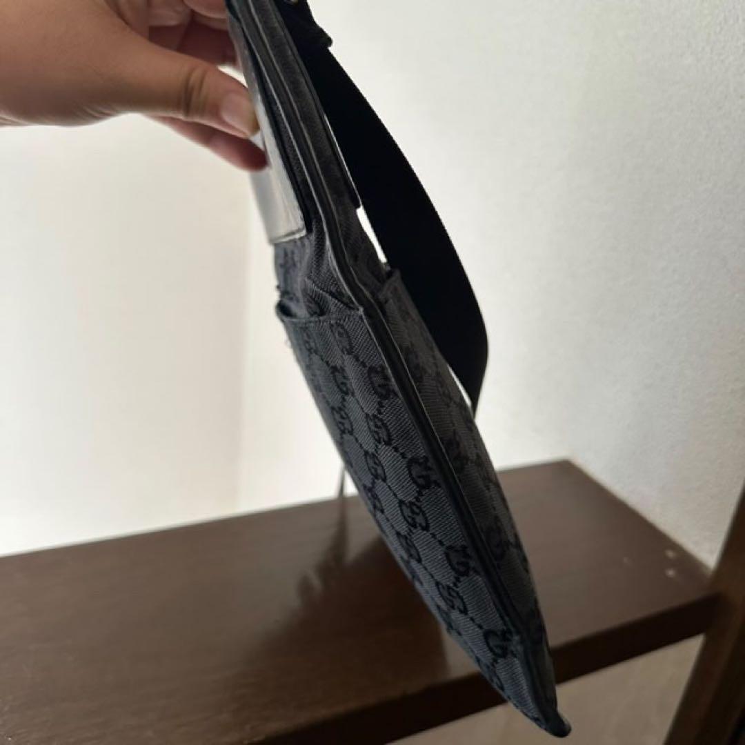 GUCCI グッチ