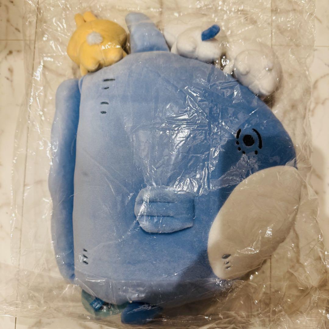 ちいかわ マンボウでおでかけクッション | ちいかわマーケット