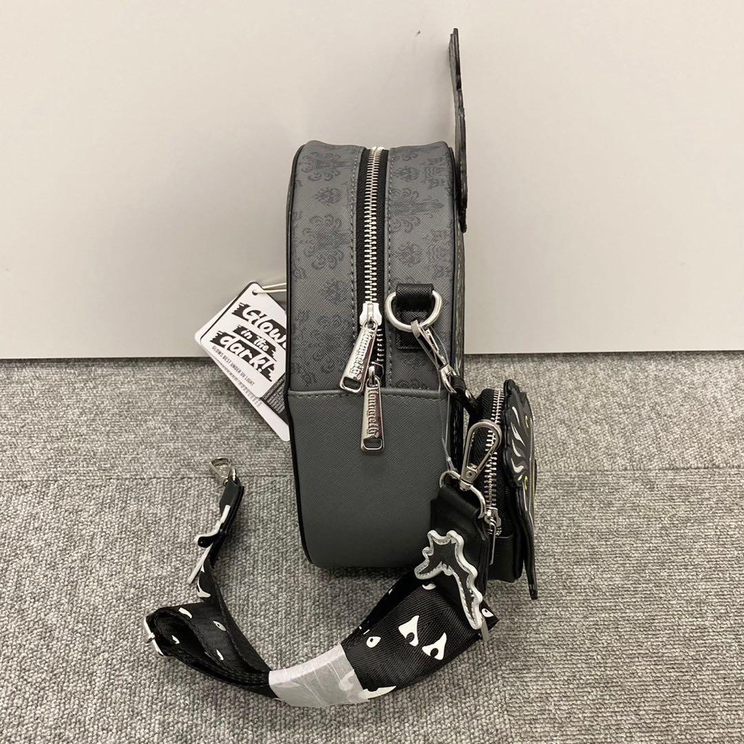 Loungefly ホーンテッドマンション プレート ショルダー ホーンテッドマンション ショルダーバッグ プレート型 ラウンジ