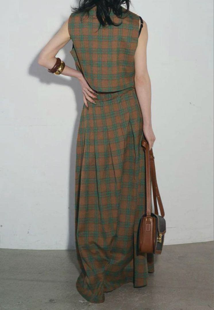 チェック柄ベスト-ロングスカートセットアップFREE SIZE