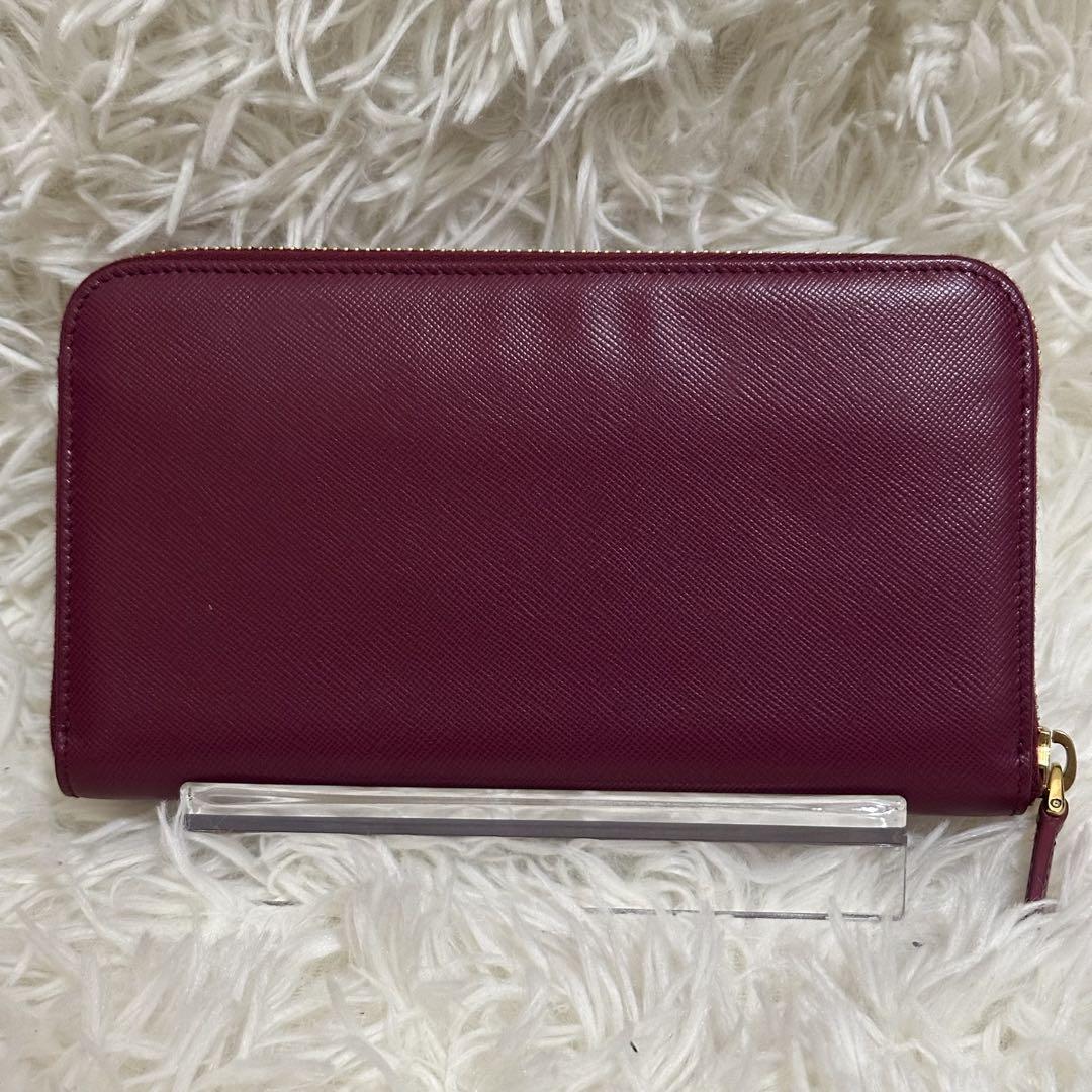 スペシャル特典 ✨️美品✨️ PRADA 付属品完備 ラウンドジップ ゴールド金具 長 小物