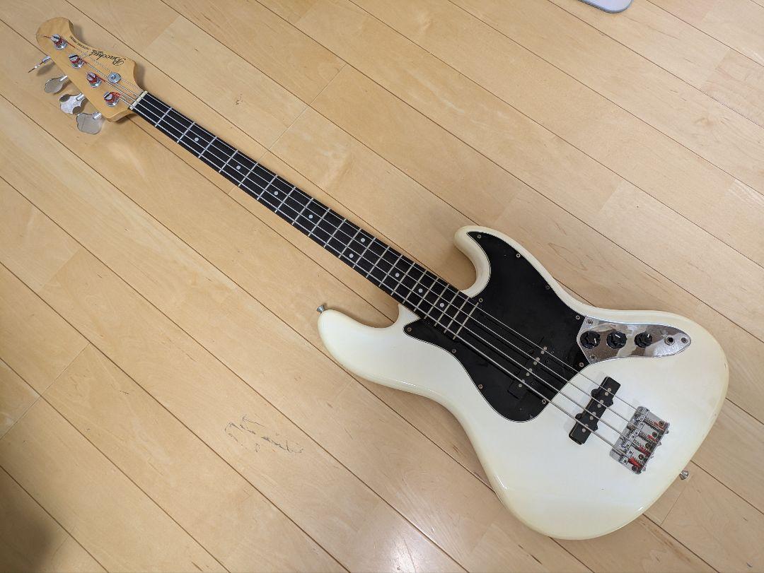 Bacchus universal Series JAZZベース