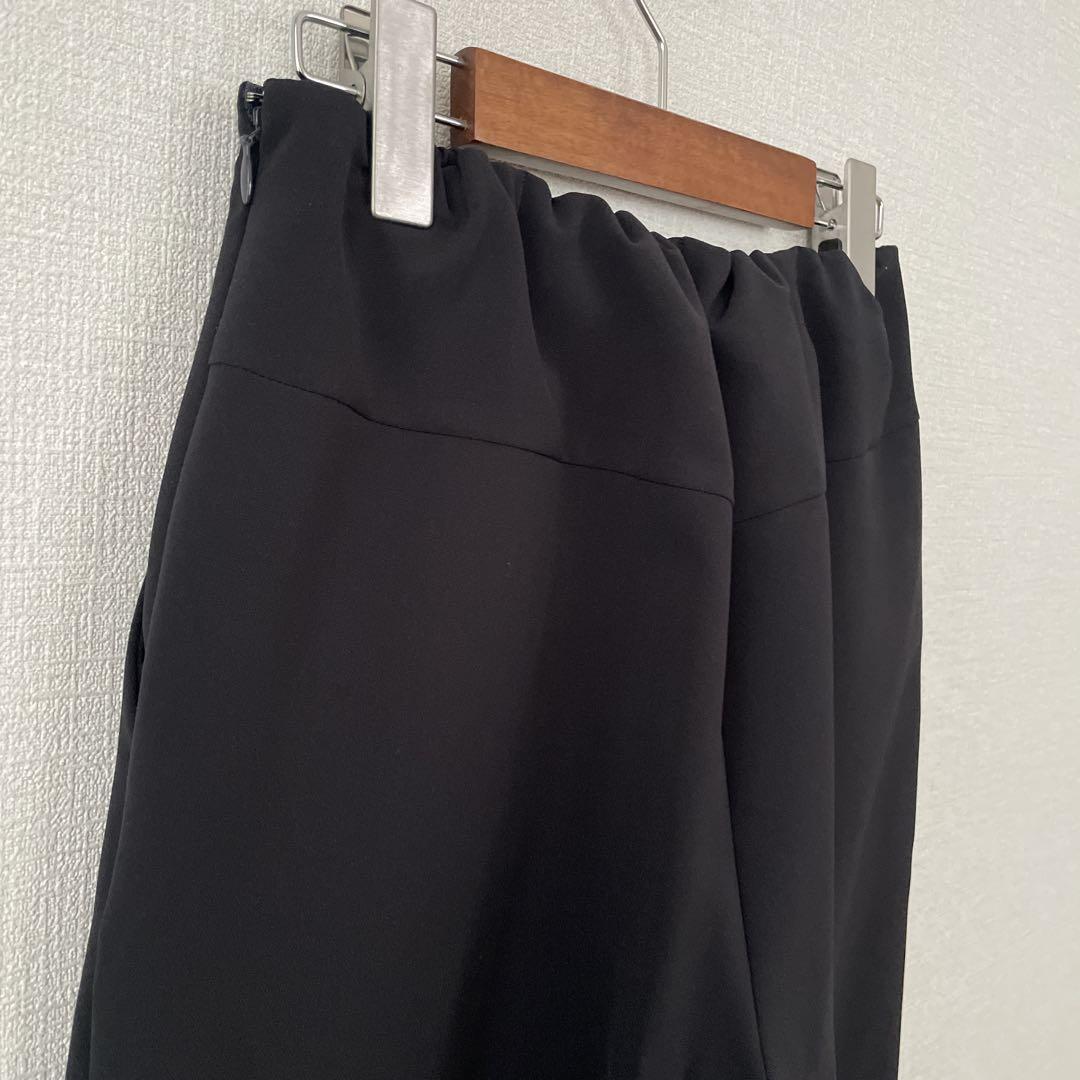 ネイビー