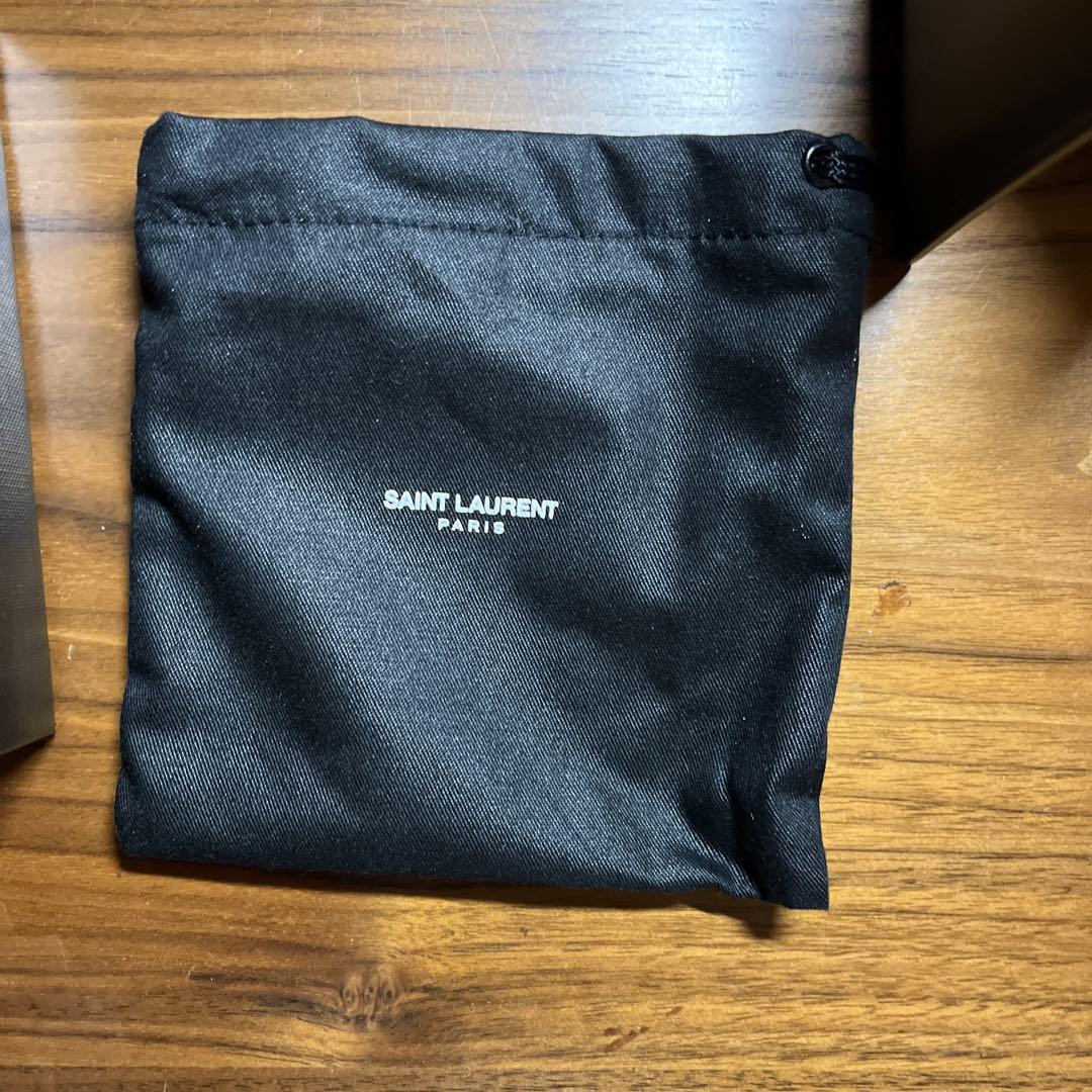 サンローラン SAINT LAURENT パリ クレジットカードウォレット