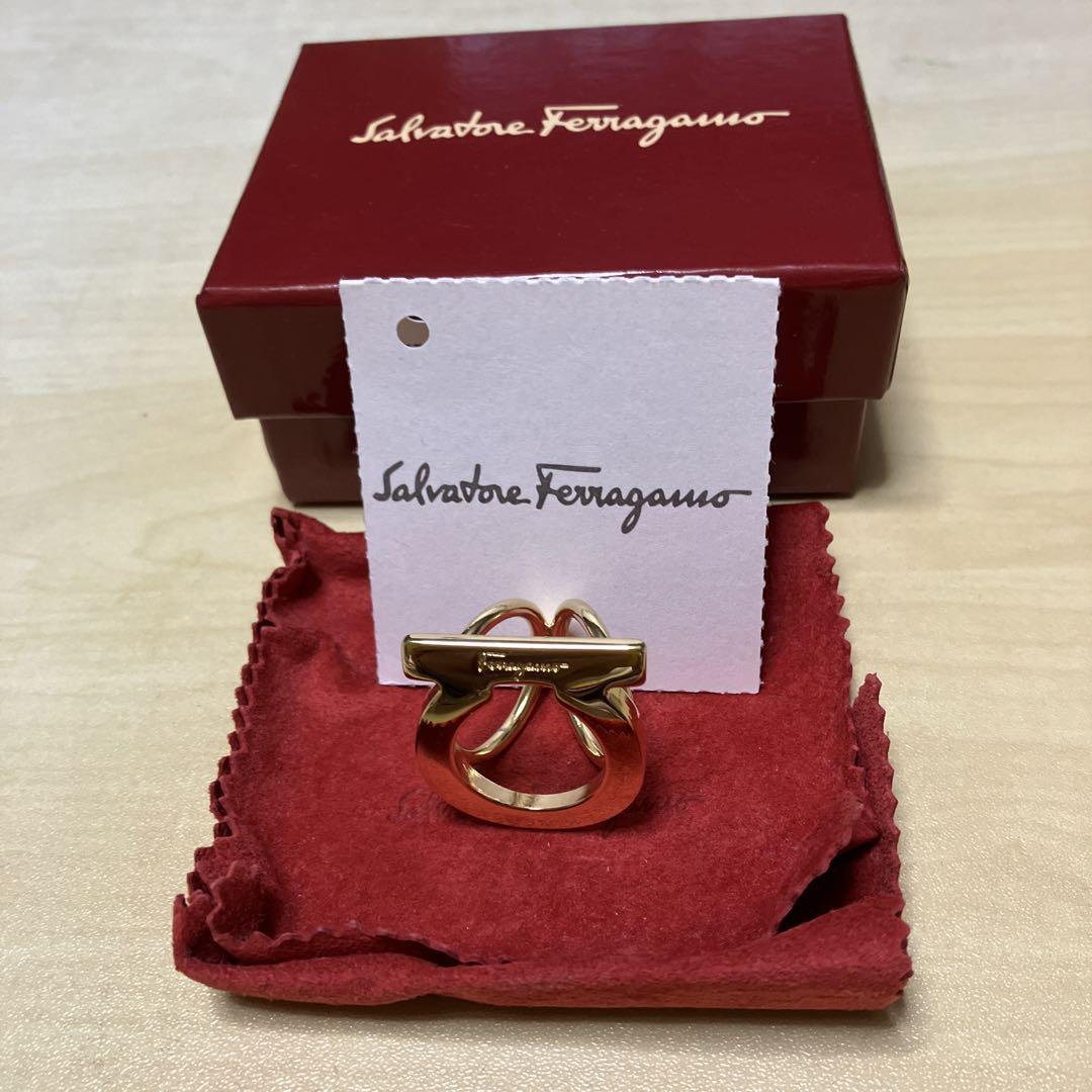 Salvatore Ferragamo ガンチーニ スカーフリング [未使用]