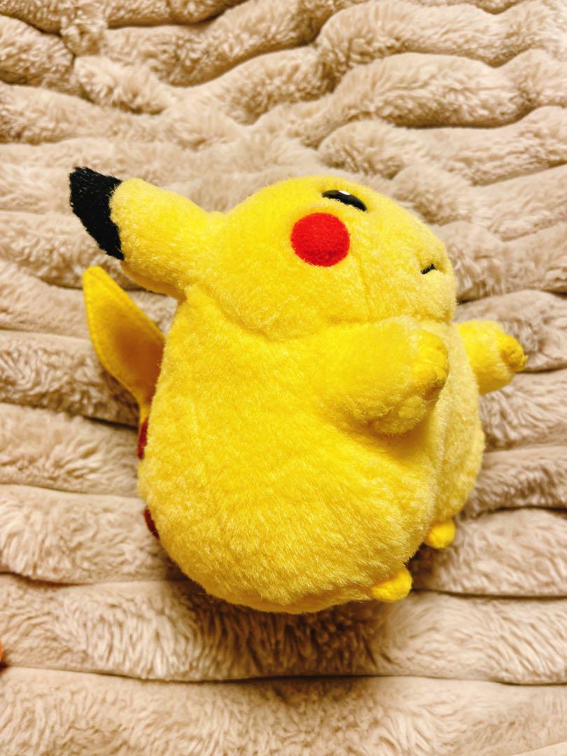 ピカチュウ TOMY 初期　ぬいぐるみ ポケモン