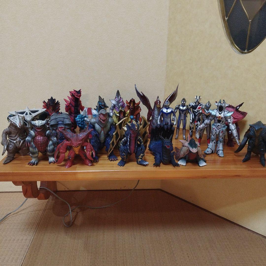 ウルトラマンシリーズ 怪獣フィギュア25体セット