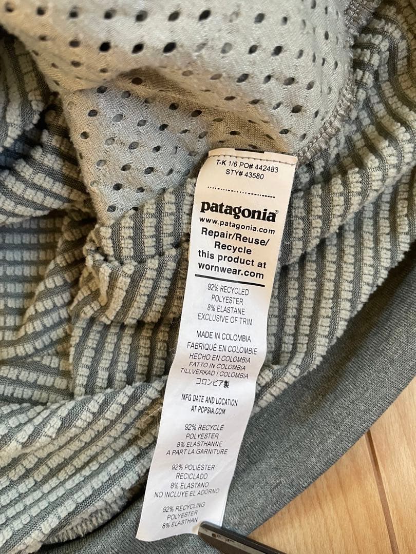 パタゴニア　キャプリーン・サーマル・フーディー　Lサイズ