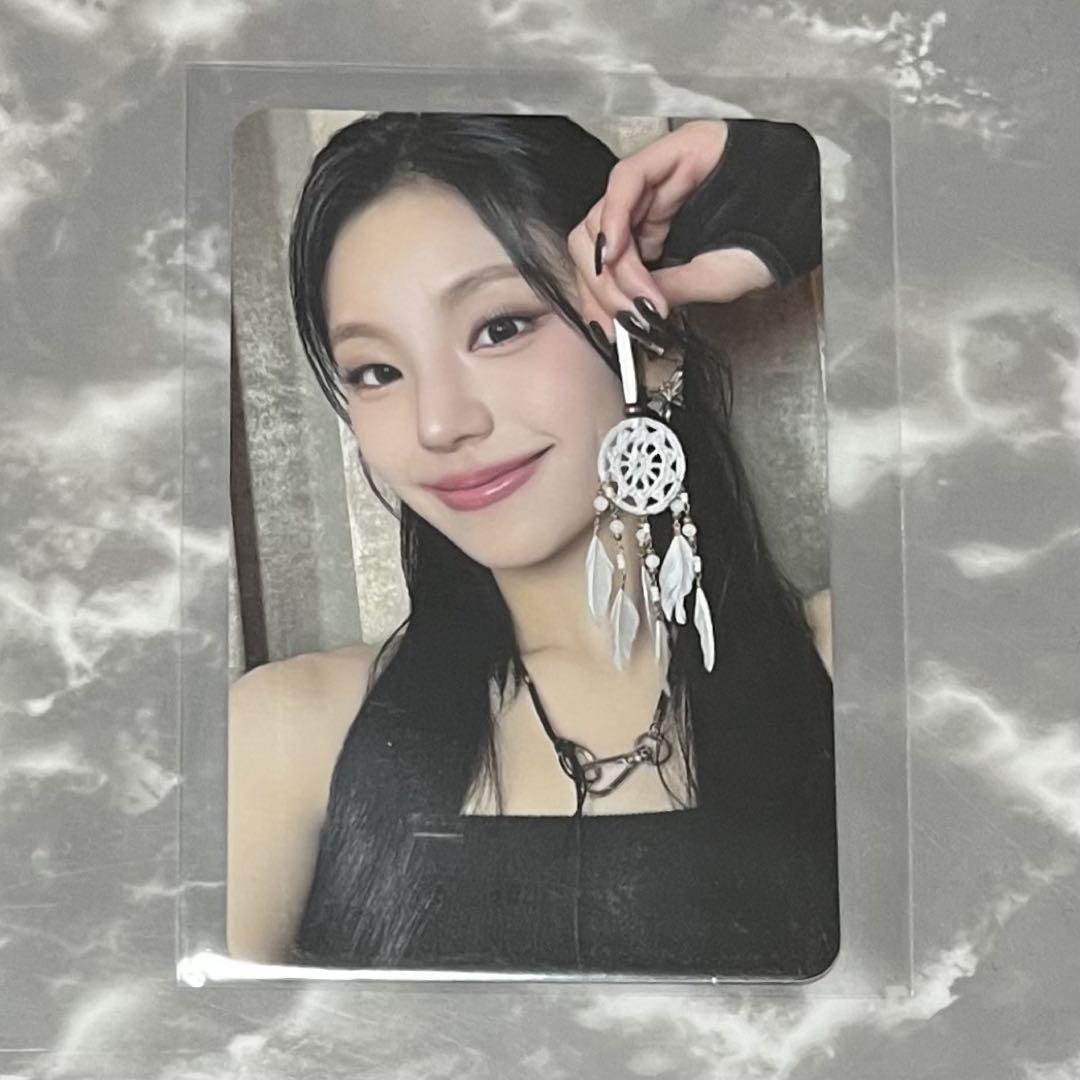 ITZY YEJI イェジ トレカ GOLD special edition - メルカリ