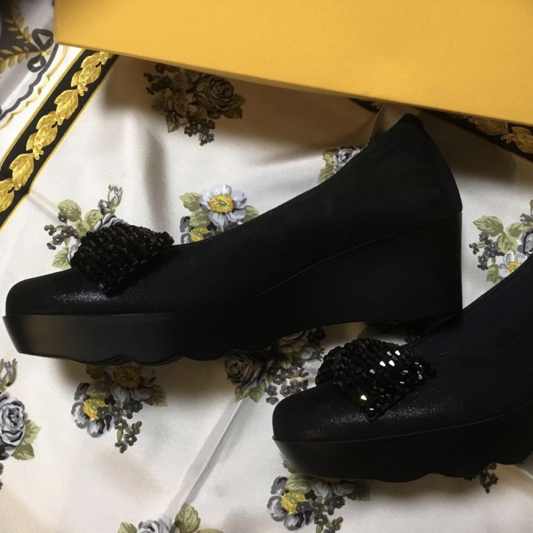 HILLS AVENUEヒルズアベニュー リボン22、5㎝♡新品・未使用