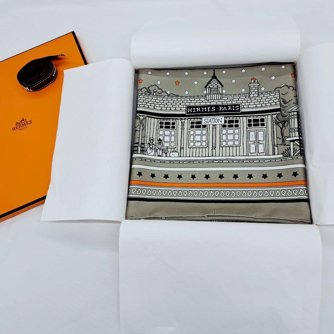 HERMES エルメス カレ55 パリステーション (新品未使用 HERMES エルメス カレ55 パリステーション (新品未使用