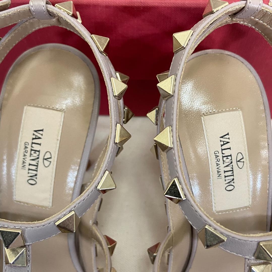 12万☆美品 現行品☆ヴァレンティノガラヴァーニ スタッズ パンプス 12万☆美品 現行品☆ヴァレンティノガラヴァーニ スタッズ パンプス