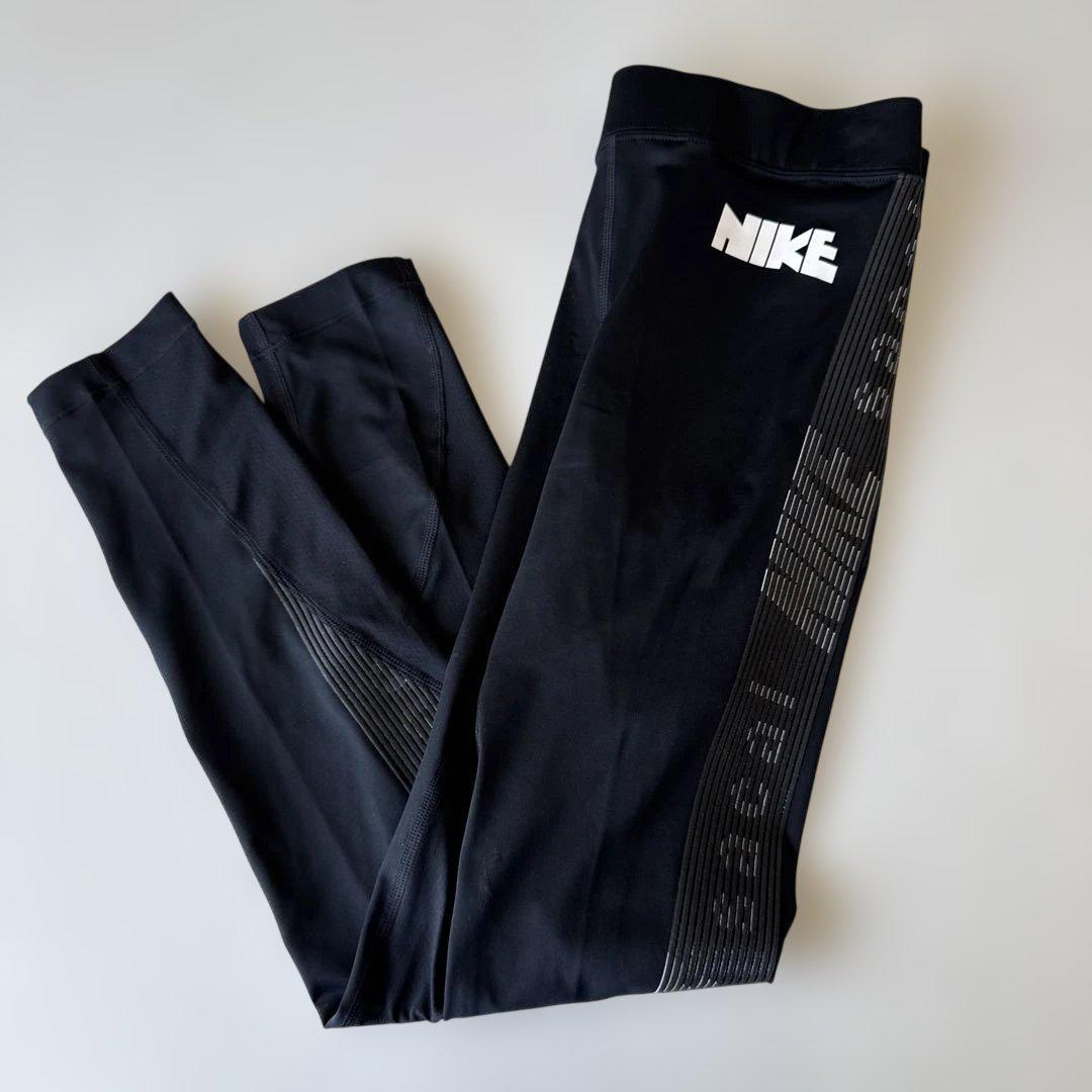 Nike Sacai レギンス - メルカリ