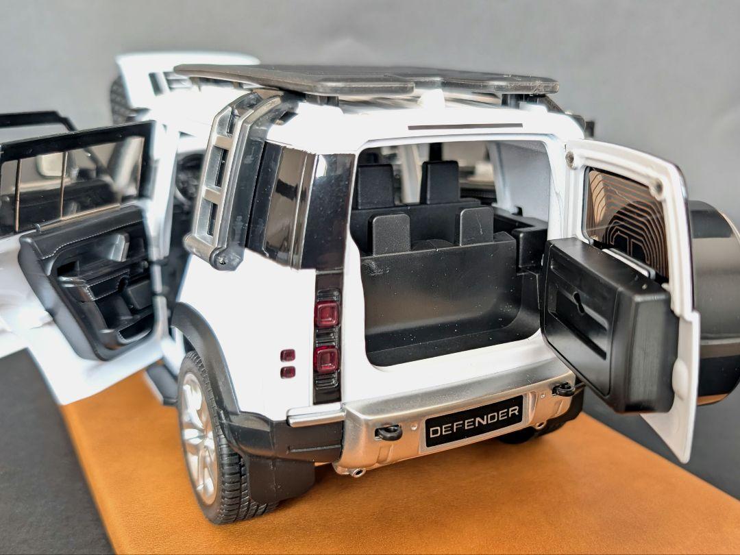 ミニカー ALLOY CAR 1/18 Land Rover Defender 110