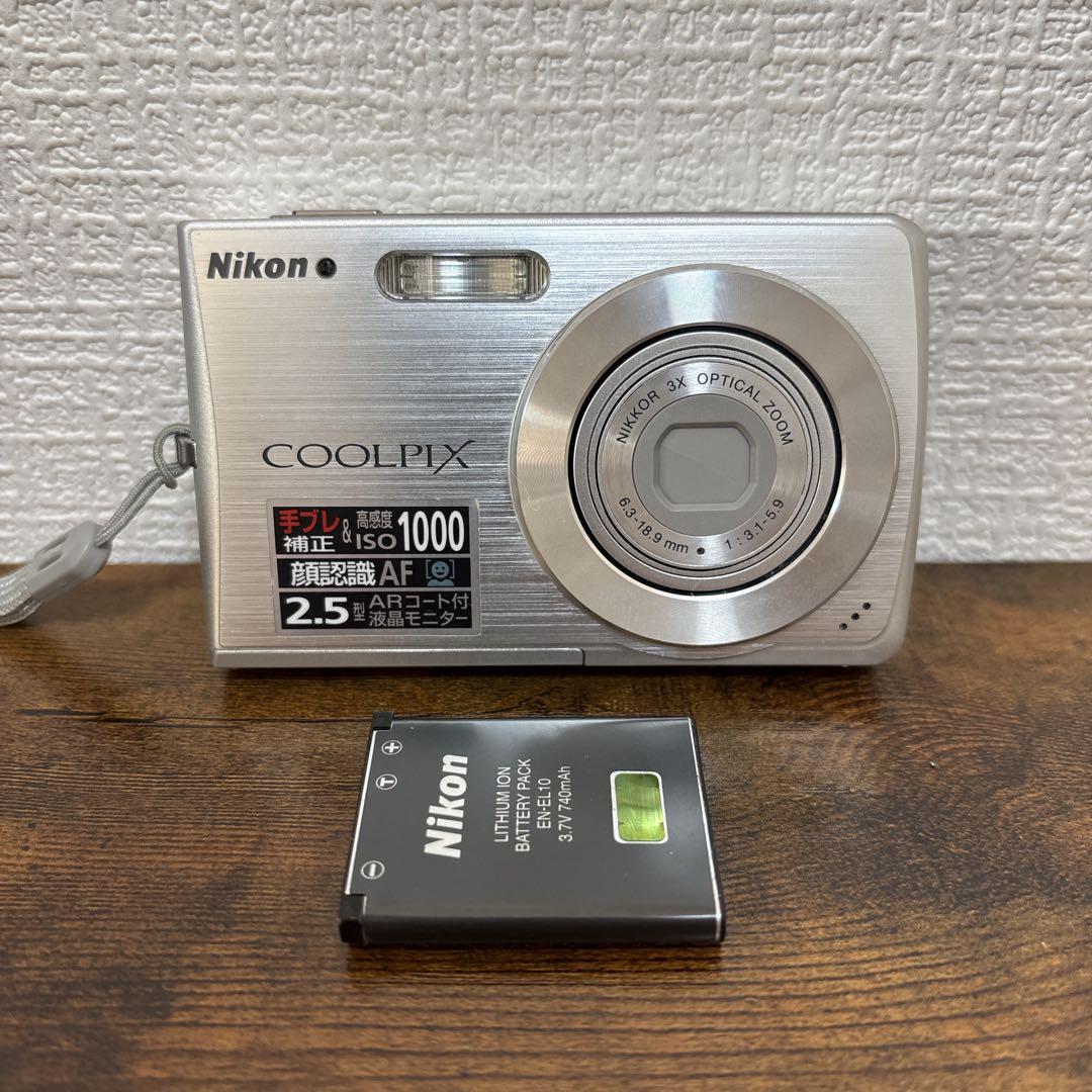 【美品】Nikon COOLPIX S200 デジタルカメラ シルバー Amazon.com : Nikon Coolpix S200 7.1MP Digital Camera with 3x