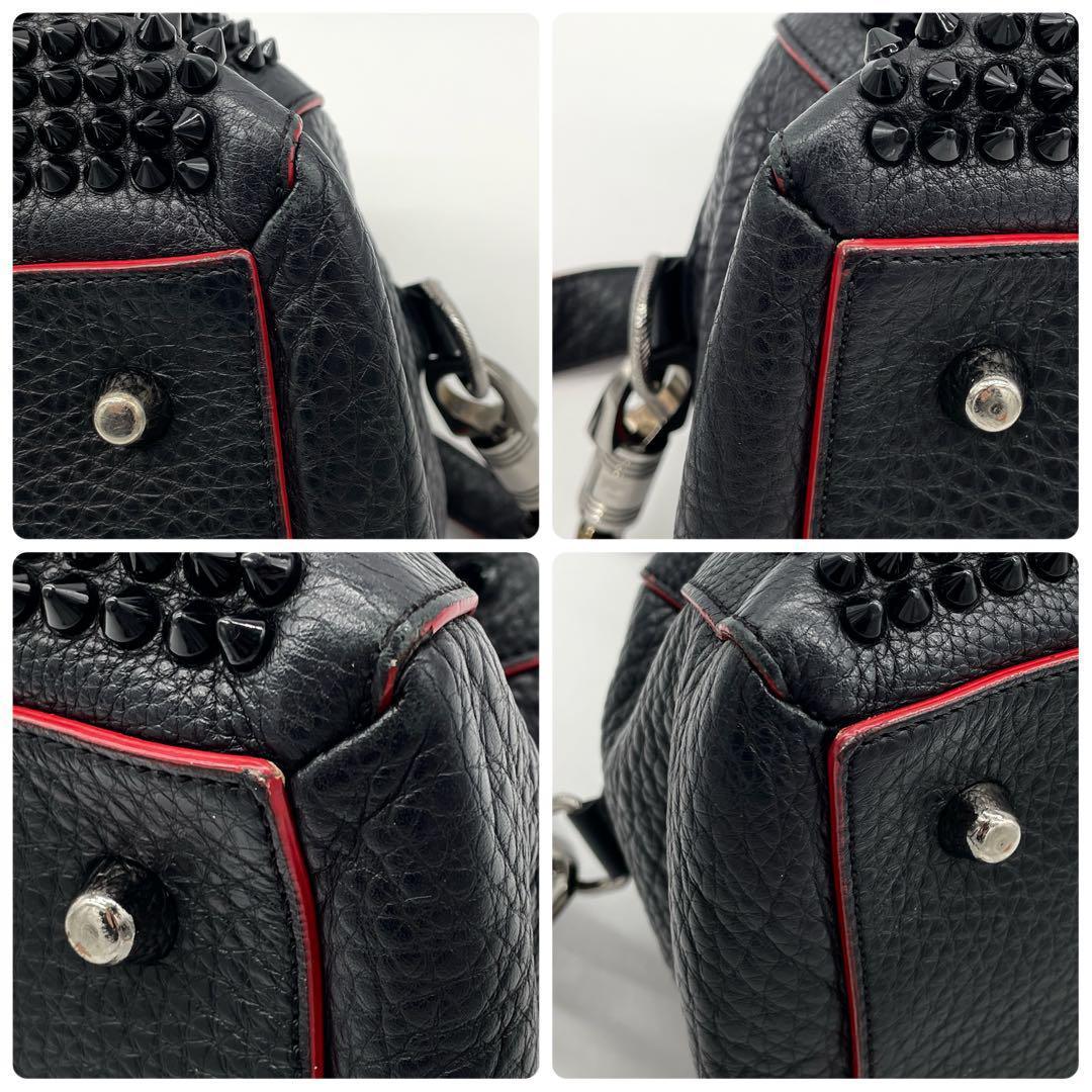 【極美品】ルブタン スパイクスタッズ 黒 赤 レザー 2way バッグ チャーム