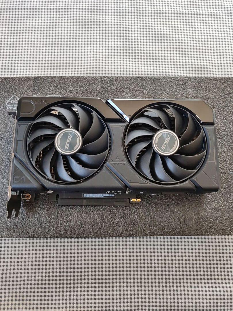 ASUS DUAL-RTX4060-8G-EVO