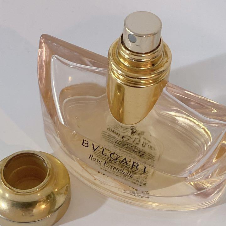 廃盤 ブルガリ ローズ エッセンシャル オードパルファム 50ml - メルカリ 廃盤 ブルガリ ローズ エッセンシャル オードパルファム 50ml - メルカリ