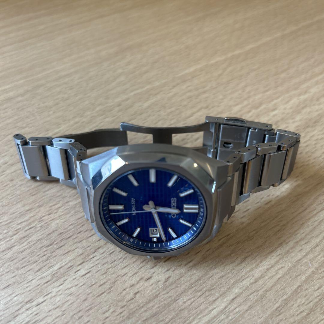 t*a様 SEIKO Astron チタンケース　青文字盤　アストロン　ネクスタ