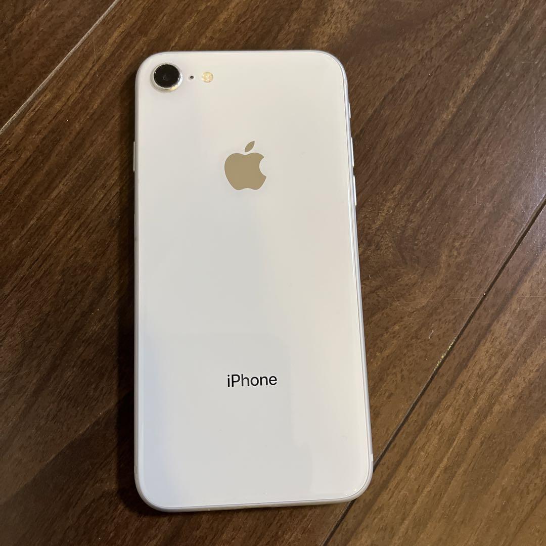 Apple iPhone8 64ギガ　ホワイト　値下げ