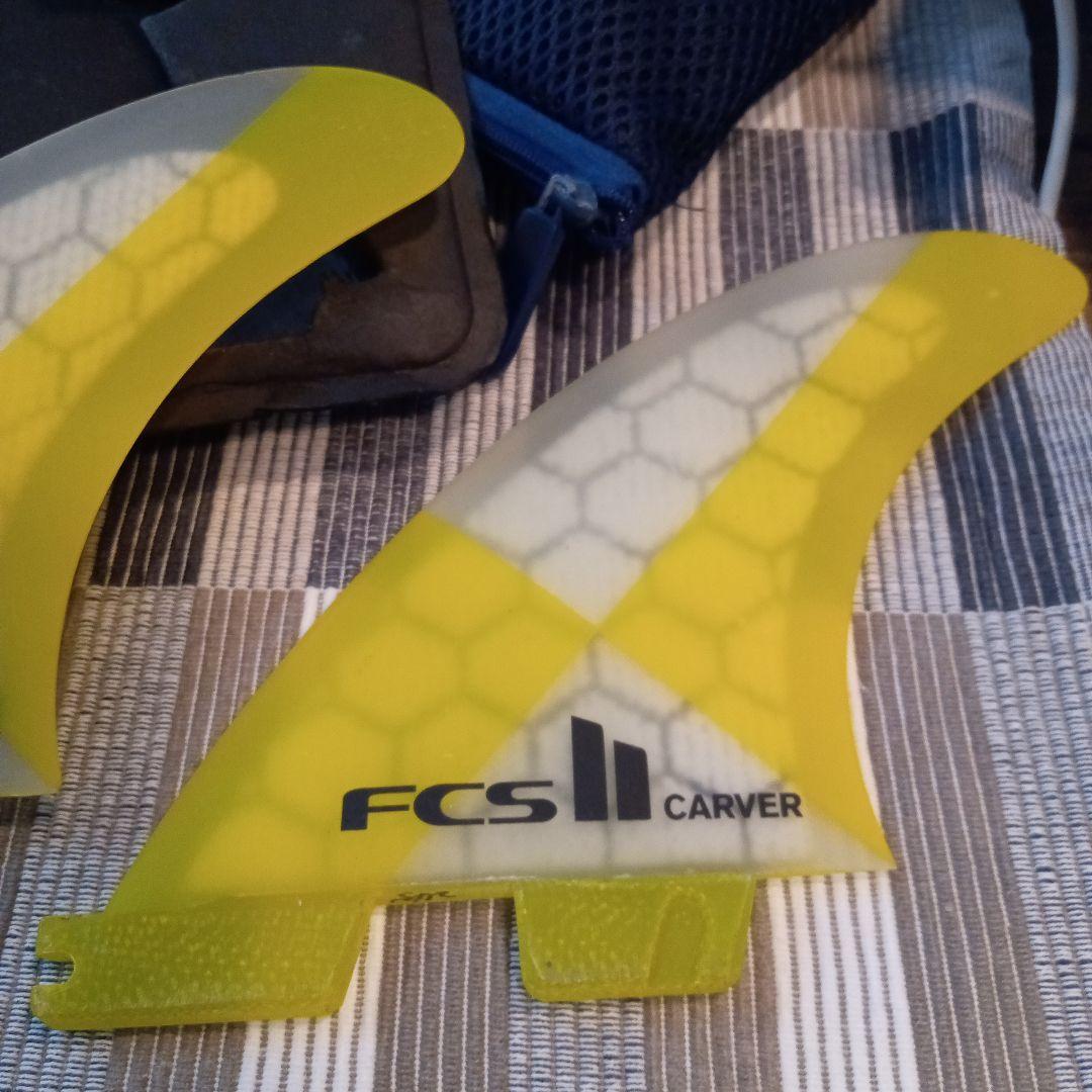 FCS II CARVER サーフボードフィン MEDIUM