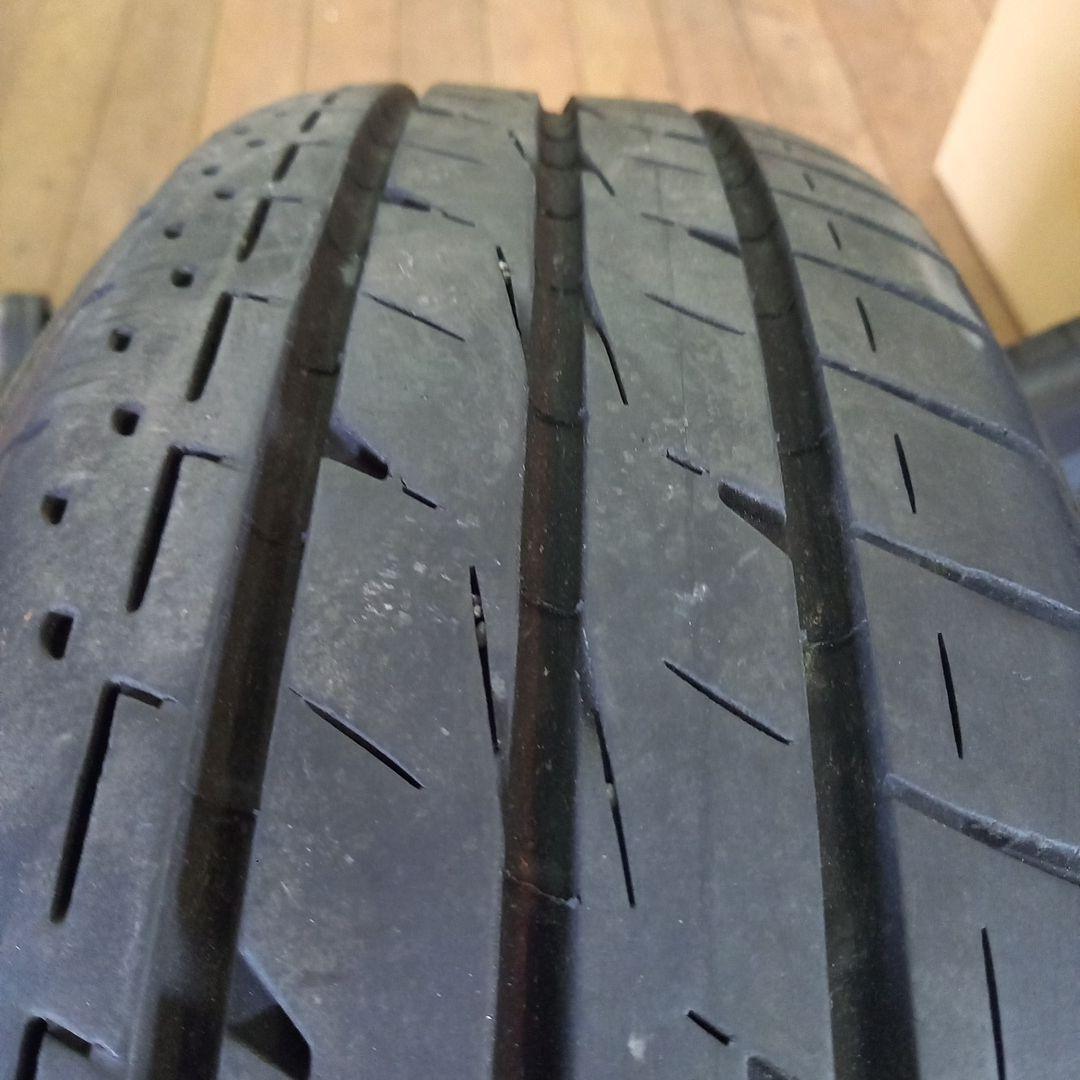 送料込　2023年　ブリヂストン　夏タイヤ　LUFT RVⅡ　195/65R15